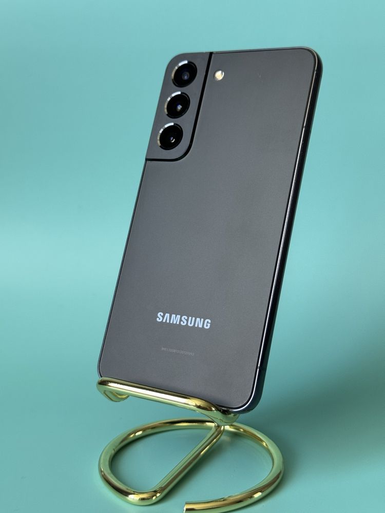 Смартфон Samsung Galaxy S22 5G 8/128GB (565)