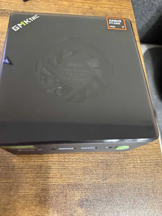 Mini PC GMKtec Ryzen 7 6850H / 32GB DDR5 / Bez Dysku / Grafika 680M