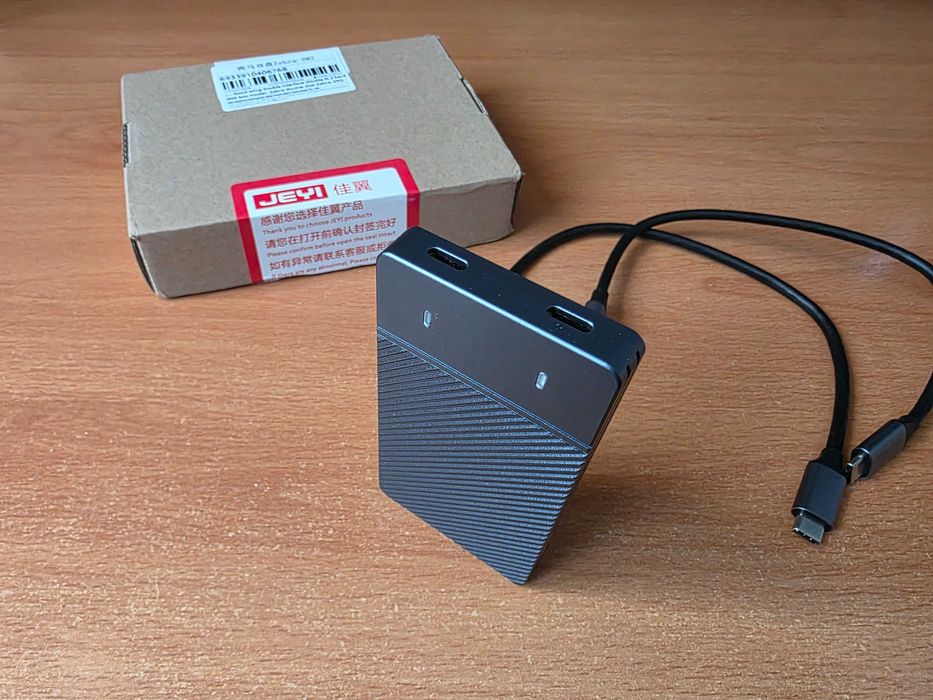 JEYI Zebra-2M2 Dual Bay obudowa na 2 dyski NVMe/SATA M.2