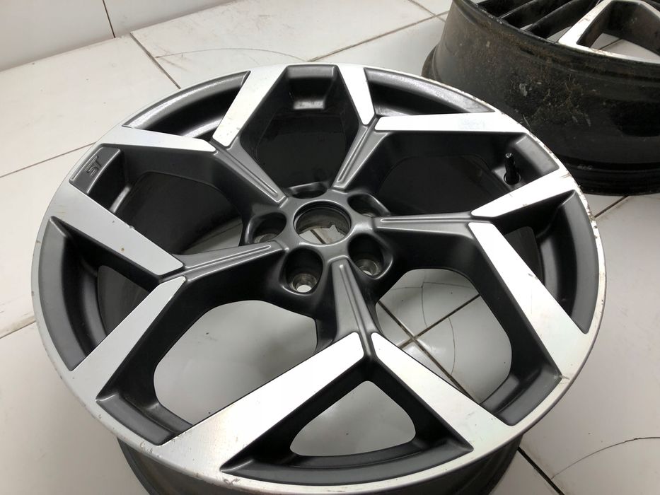 felga aluminiowa ford oe focus mk-4 st 8.0 x 19 5x108 et 47,5
