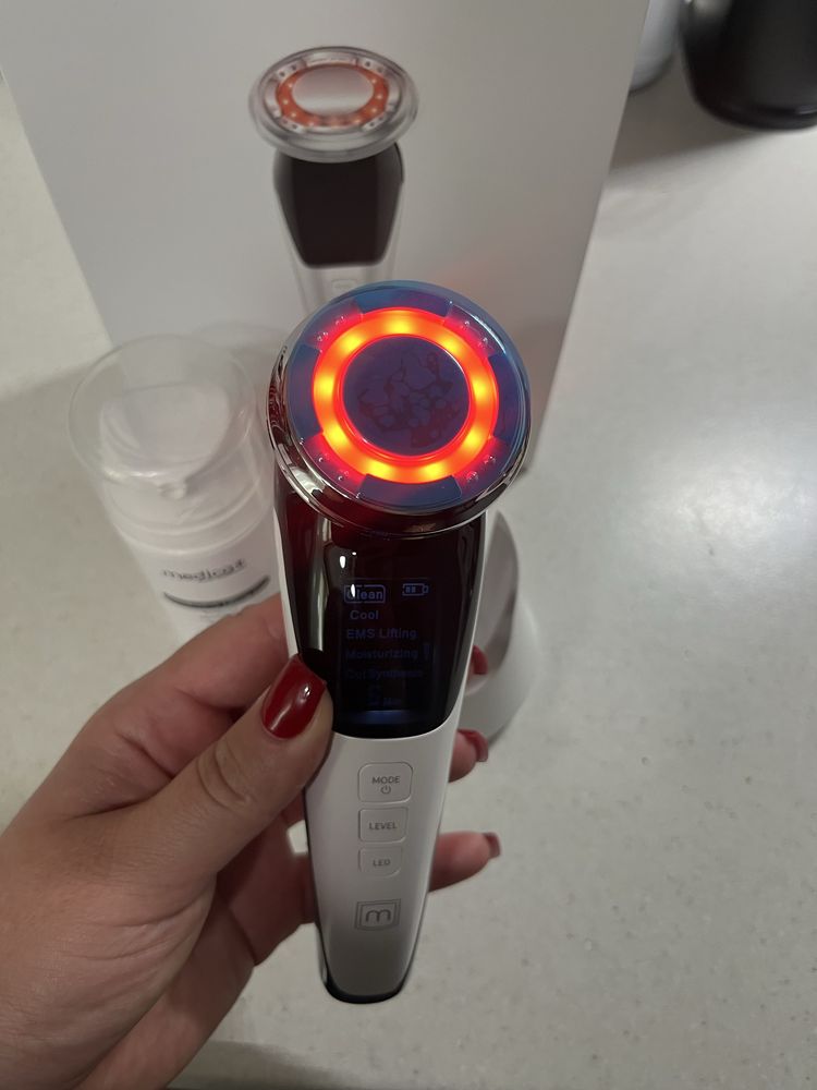 Микротоковый RF Lifting Массажер для лица Skin Lifting 7.0