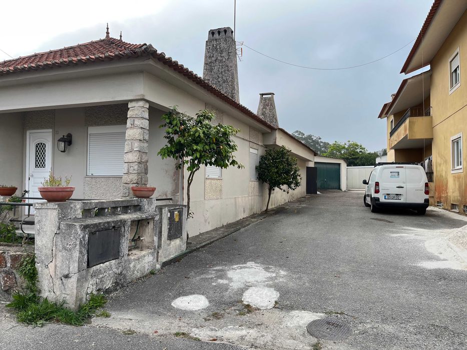 Casa mobilada a alugar a um casal ou pessoa sozinha