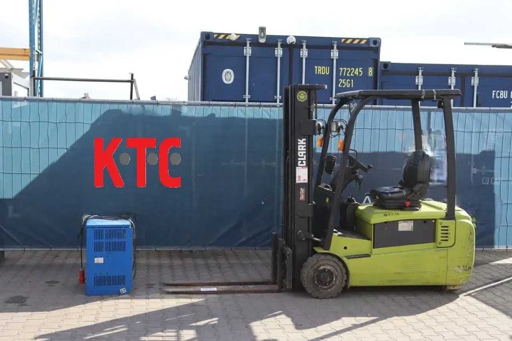 Електричний навантажувач CLARK GTX18 (підйом 4780 мм)