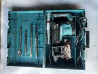 Młot udarowy Makita HM1213C