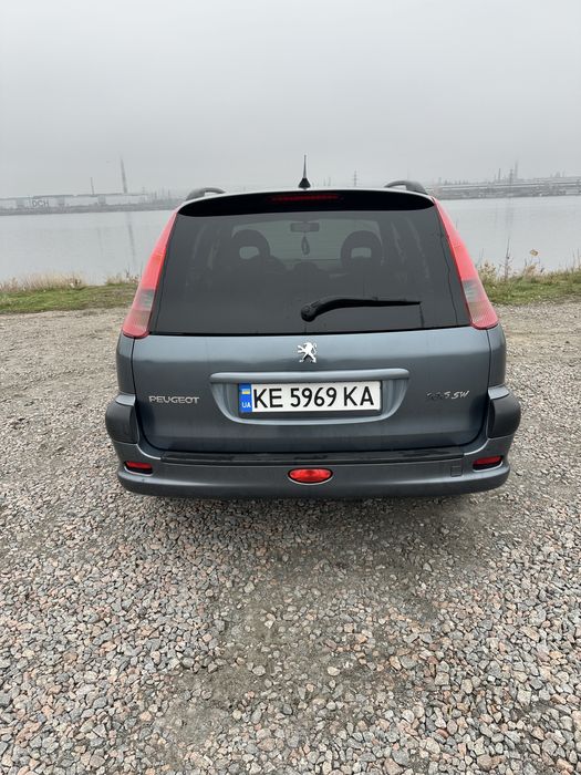 Продам Пежо 206 SW