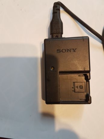 Ładowarka Sony BC-CSGB