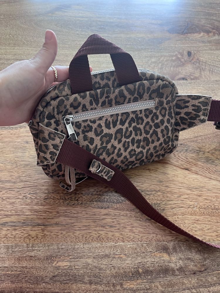 Nerka Traveller Nubuk leopard Zuzia Górska