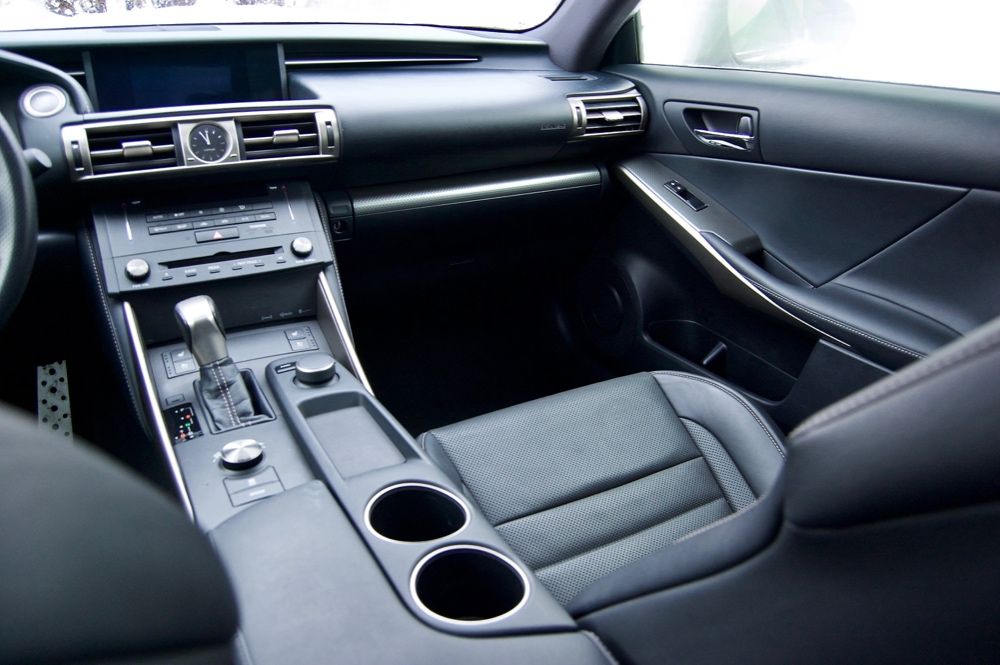 Lexus IS 200t F-Sport
