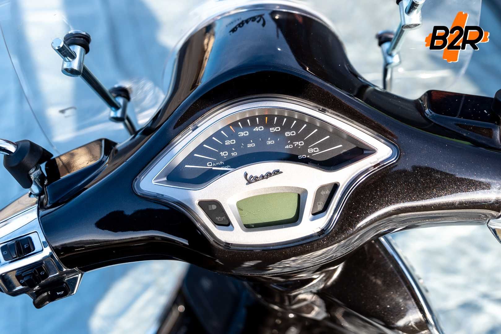 Vespa Primavera 50, 2020 rok, niski przebieg.