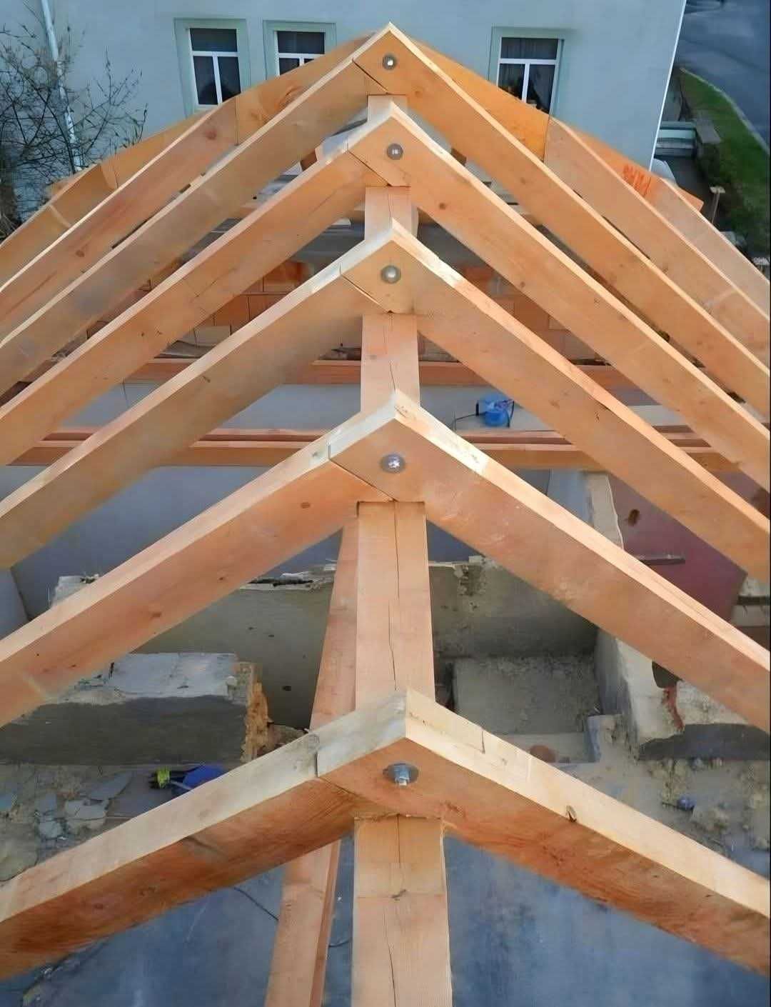 REMODELAÇÕES E CONSTRUÇÃO DE TELHADO