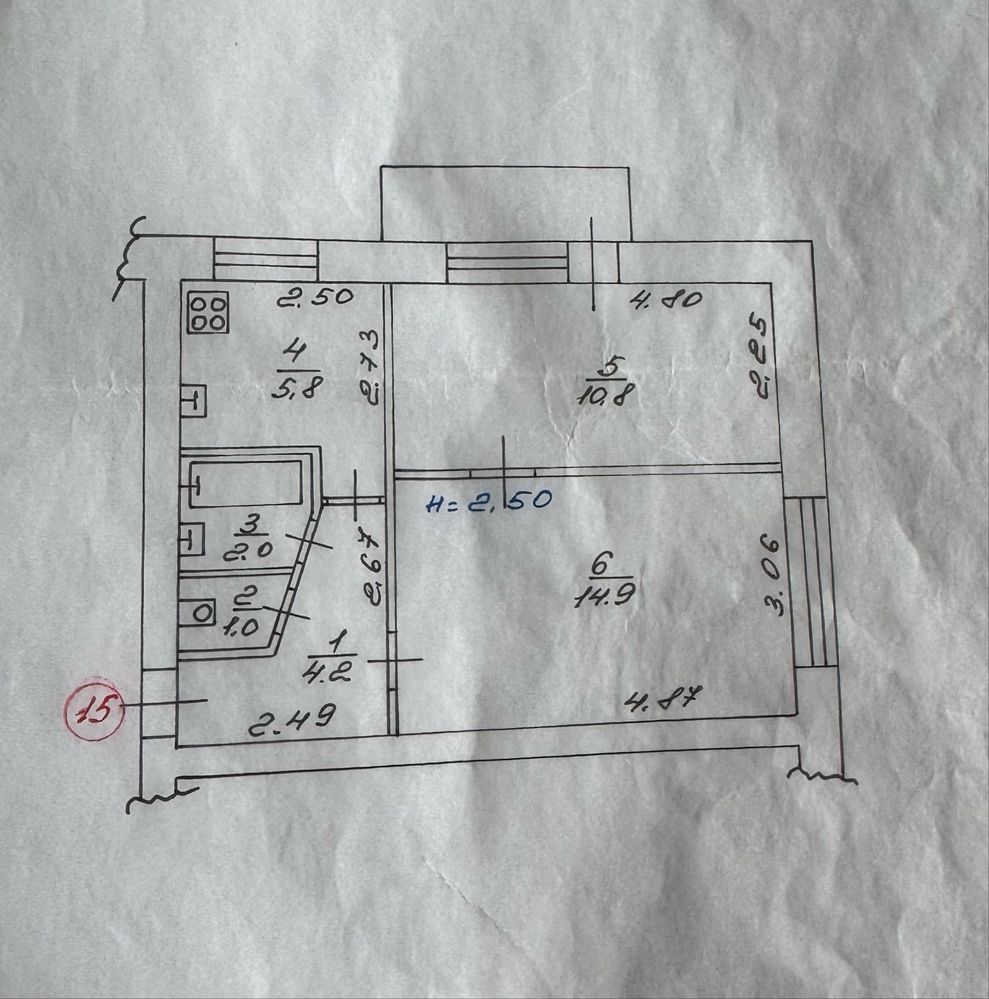 Продаж 2х кім. кв р-н Автовокзала Клубна 21