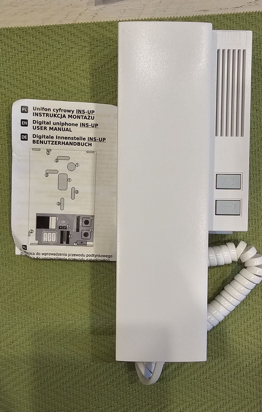 Domofon - panel podtynkowy ACO FAM-P-1NPZS i słuchawka ACO INS-UP UNIF