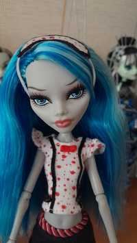 Monster High Ghoulia Yelps Dead Tired Гулія
