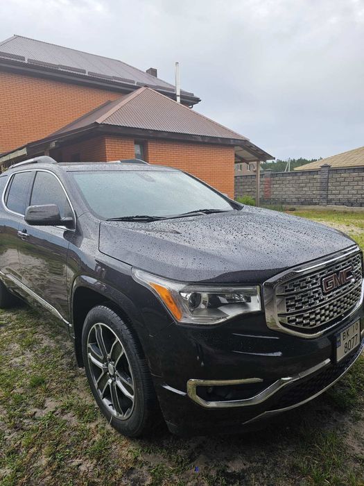 GMC Acadia Denali