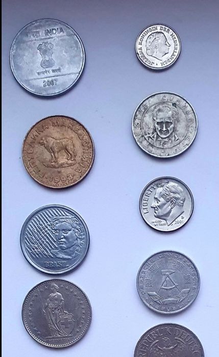 Іноземні монети світу.