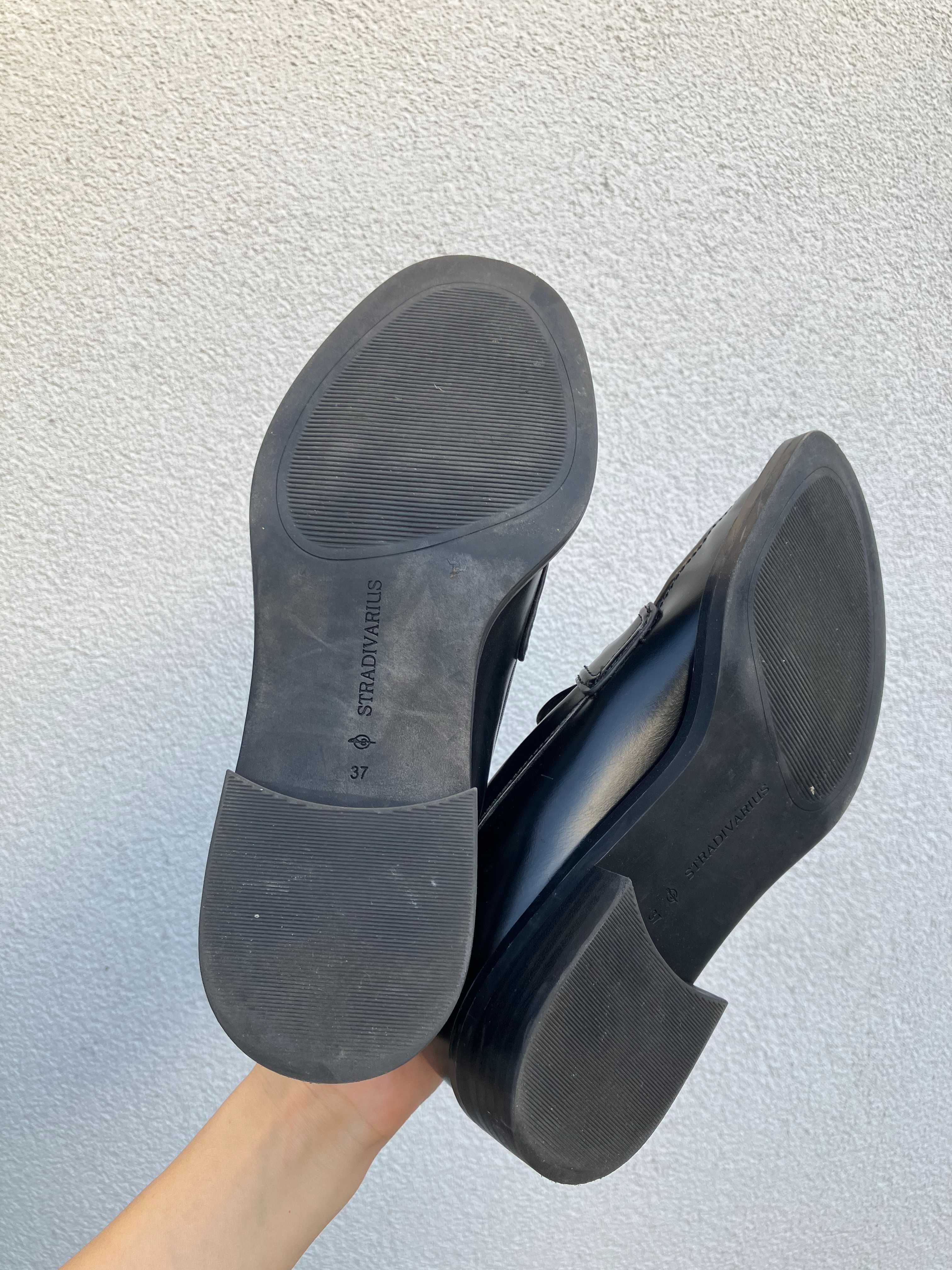 Czarne mokasyny Stradivarius 37 eleganckie klasyczne oldmoney