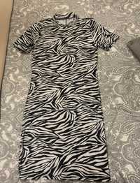 Vestido zebra bershka