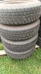 Koła z oponami wielosezonowymi 175/70R14 88T 4x8mm
