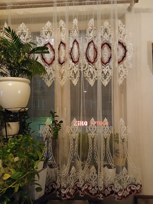 Elegancka haftowa firana