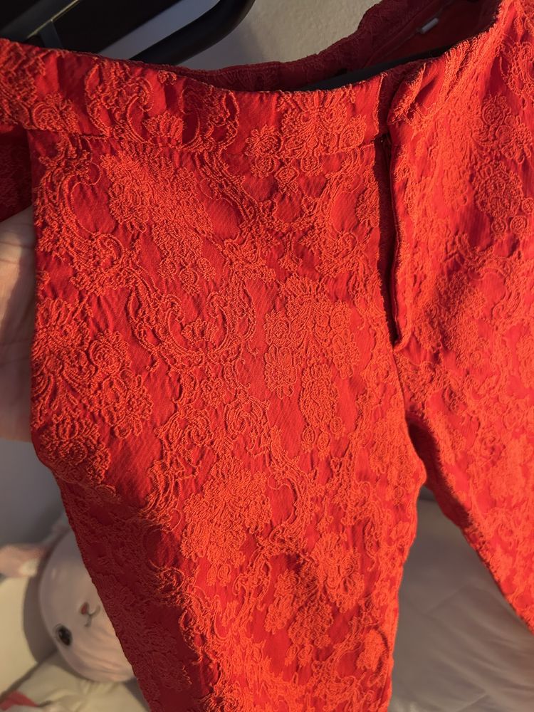 Calça zara vermelha M