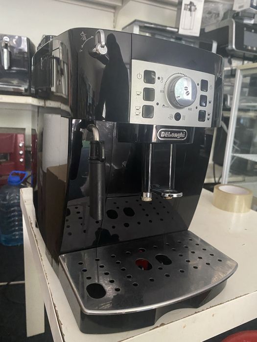 Кавомашина Delonghi Magnifica S
