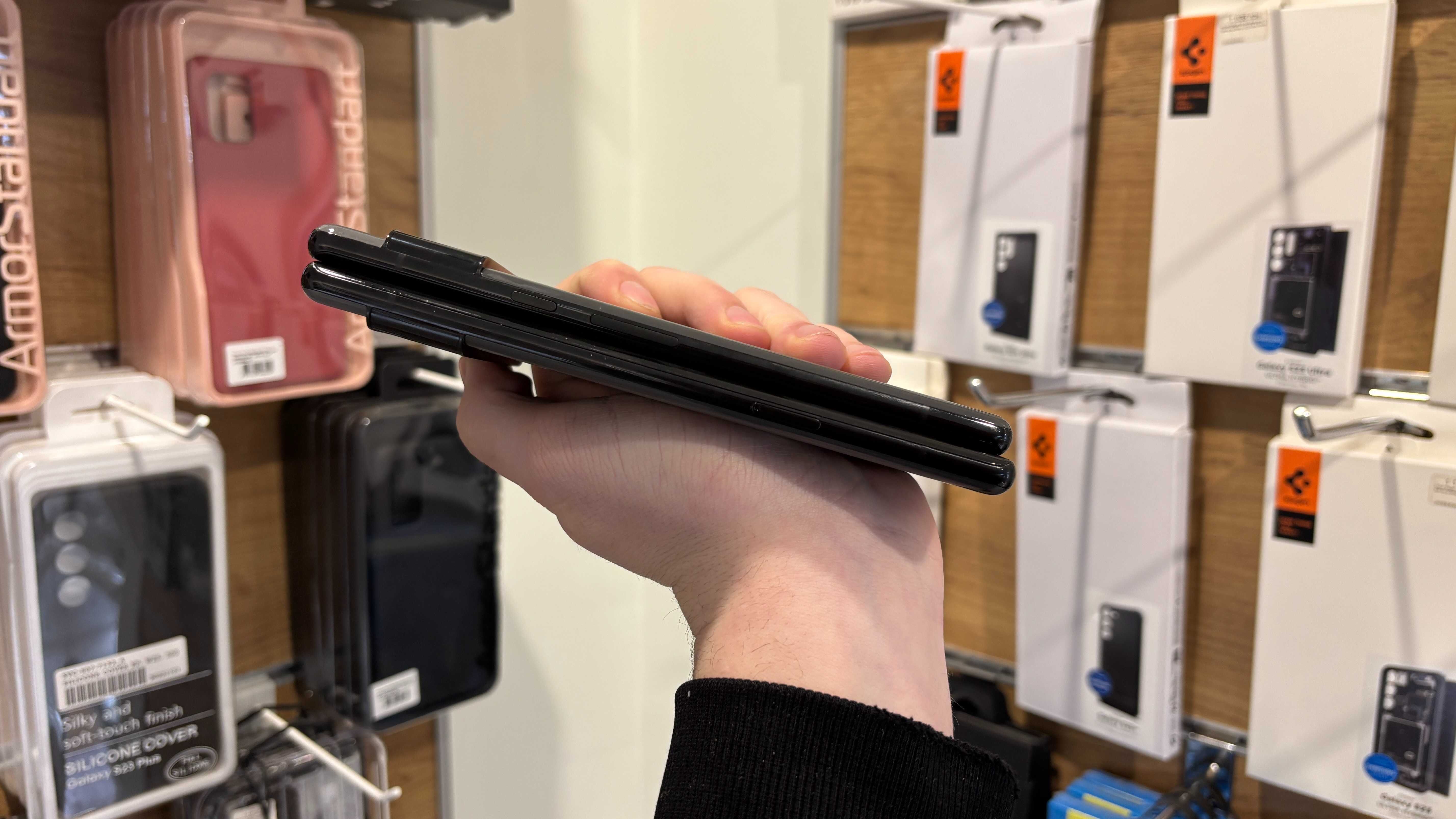 Магазин Google Pixel 6 Pro 12/128GB Stormy Black/White Гарантія