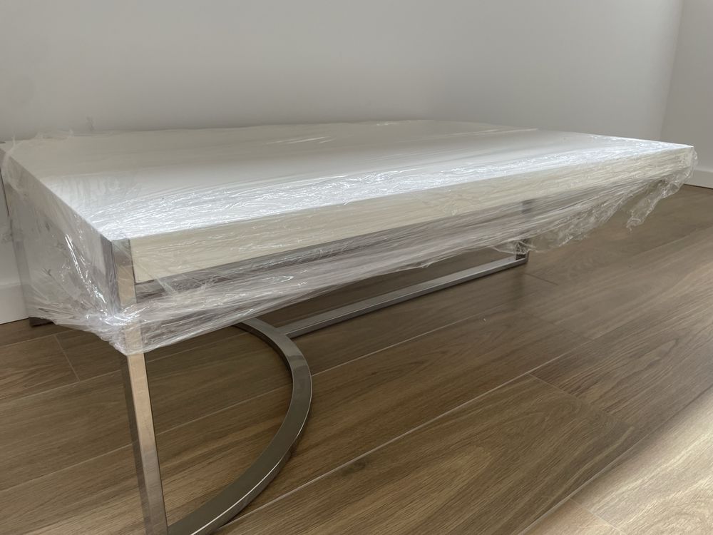 Mesa de centro nova