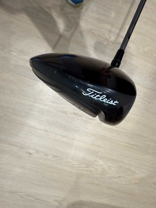 Driver Titleist 915D2 10.5º + Shaft Premium Diamana