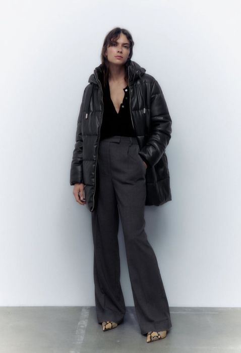 Новий пуховик Zara, екошкіра, розмір С, оригінал

Чорний колір, прекра