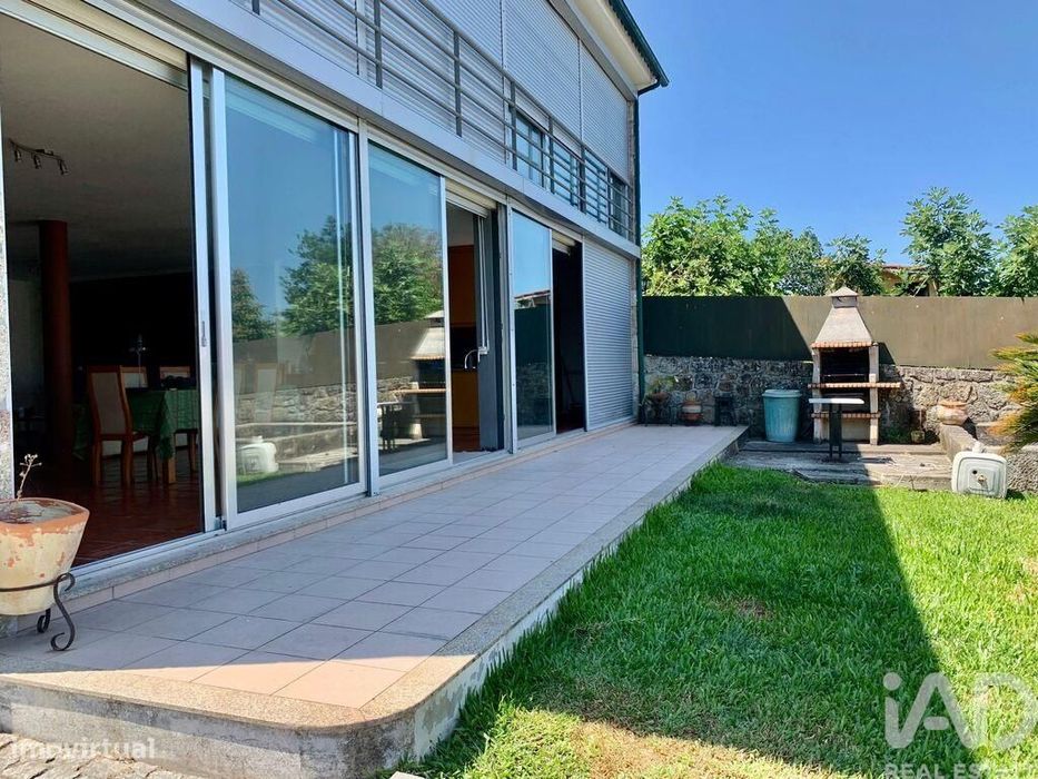 Casa / Villa T3 em Oleiros de 162,00 m2