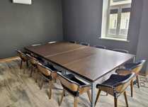 Zestaw 4 stołów biurowych w stylu LOFT 180x80x75cm
