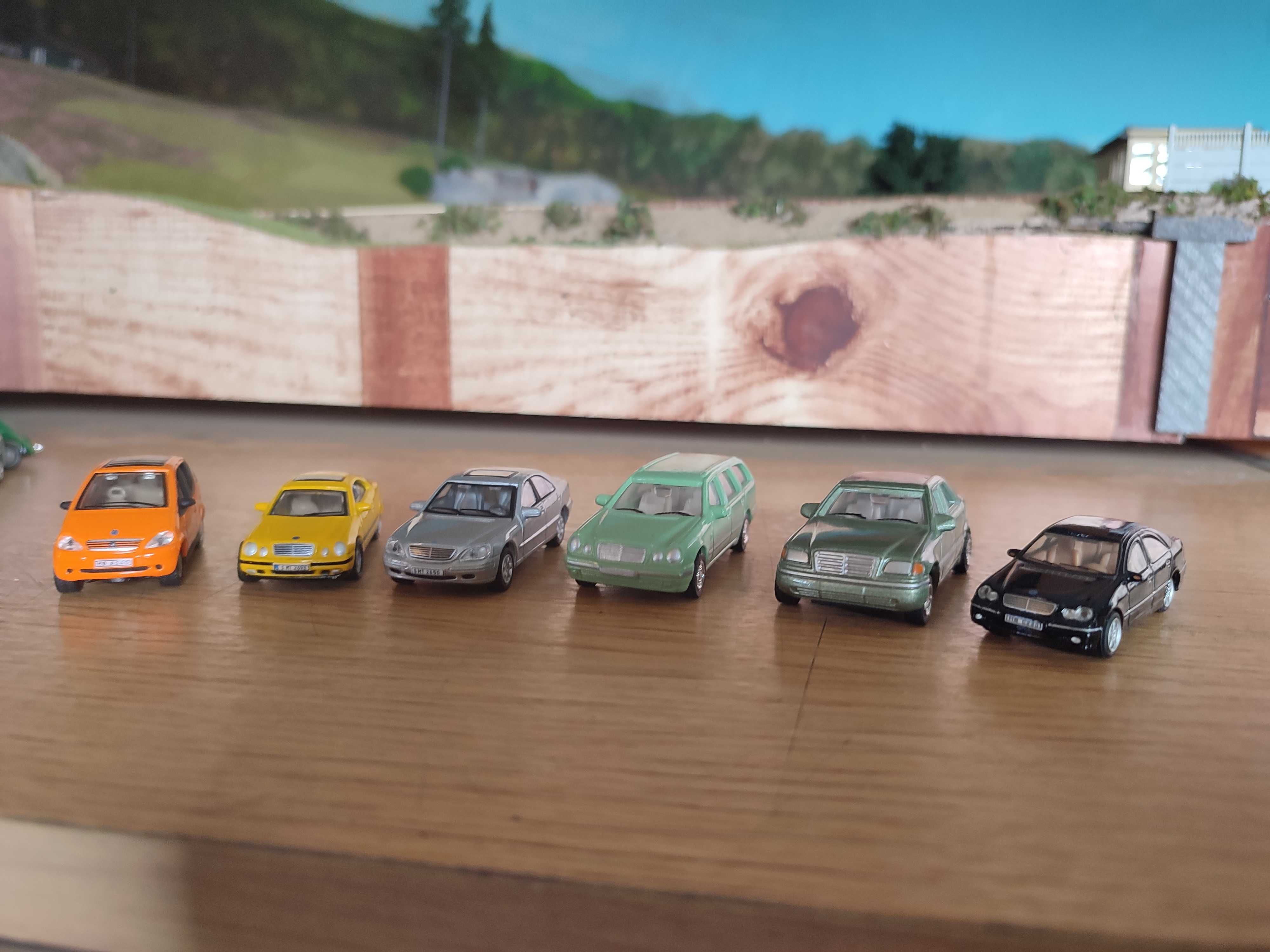 Modele aut carrarama 1:72