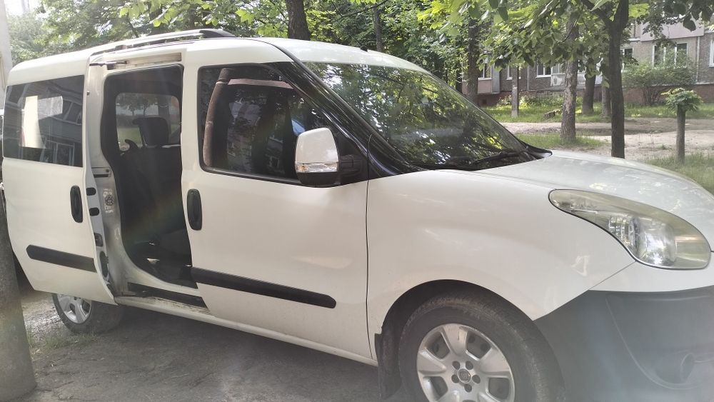 Fiat Doblo  2011