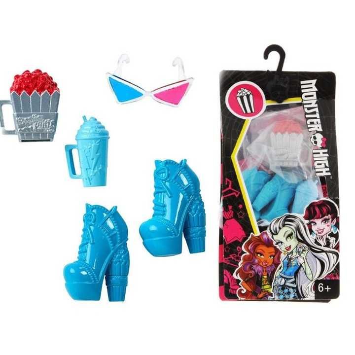 Mattel Monster High Upiorne Akcesoria do Kina zestaw buty i dodatki