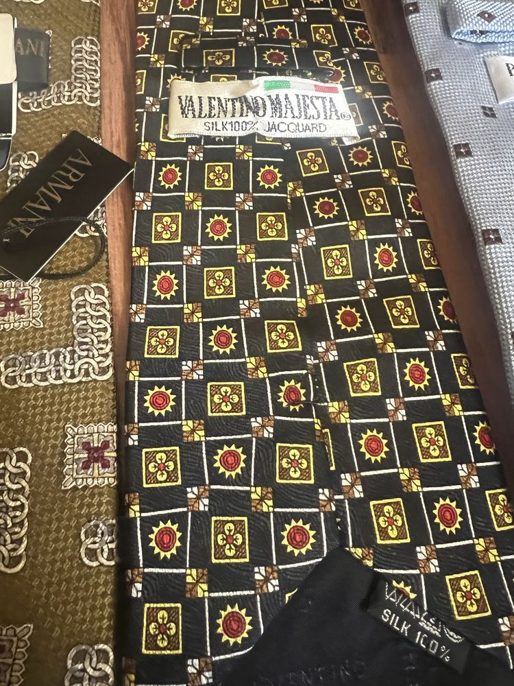 Armani, Valentino,PalZileri, Versace краватки 100%silk.