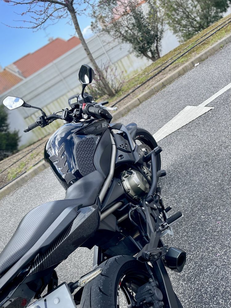 Yamaha Xj6 troca/retoma