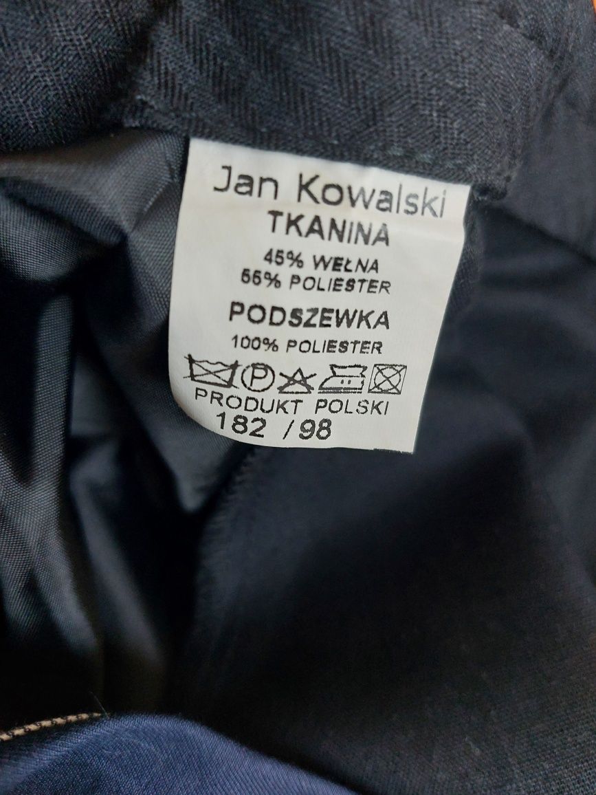 Garnitur,koszula,krawat,pasek roz.L