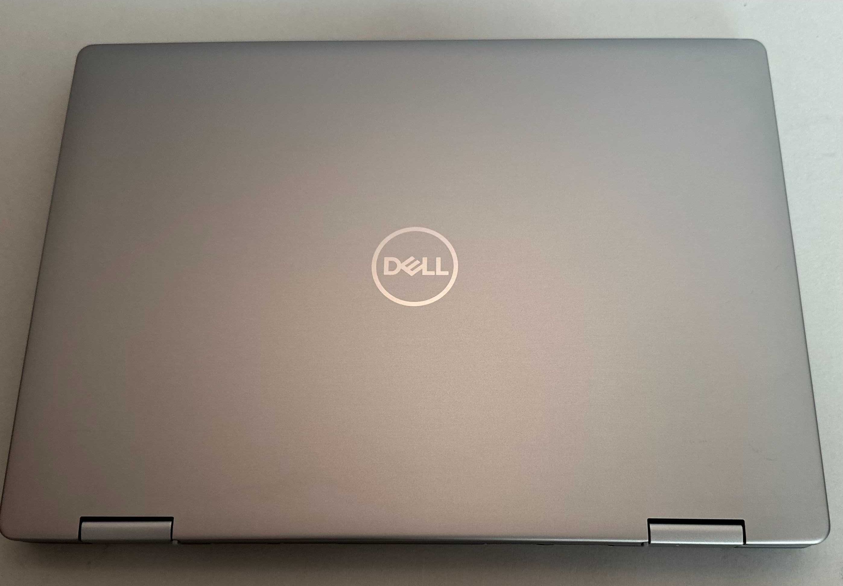 Dell Inspiron 7440 2in1 Intel Core3 100U/8gb ddr5/512gb SSD/FHD+ Touch