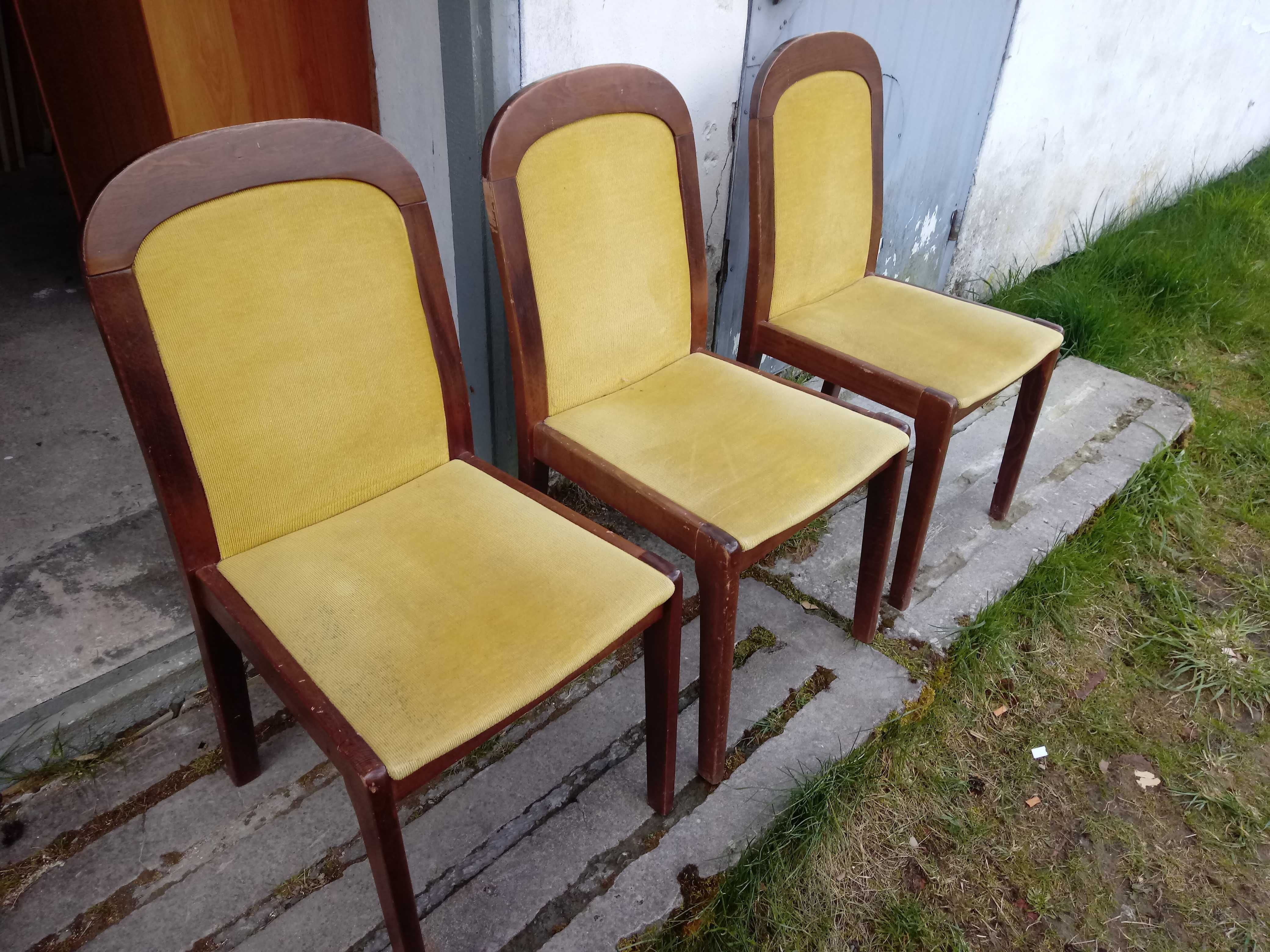 krzesła dędowe tapicerowane komplet 4sztuk-stan dobry