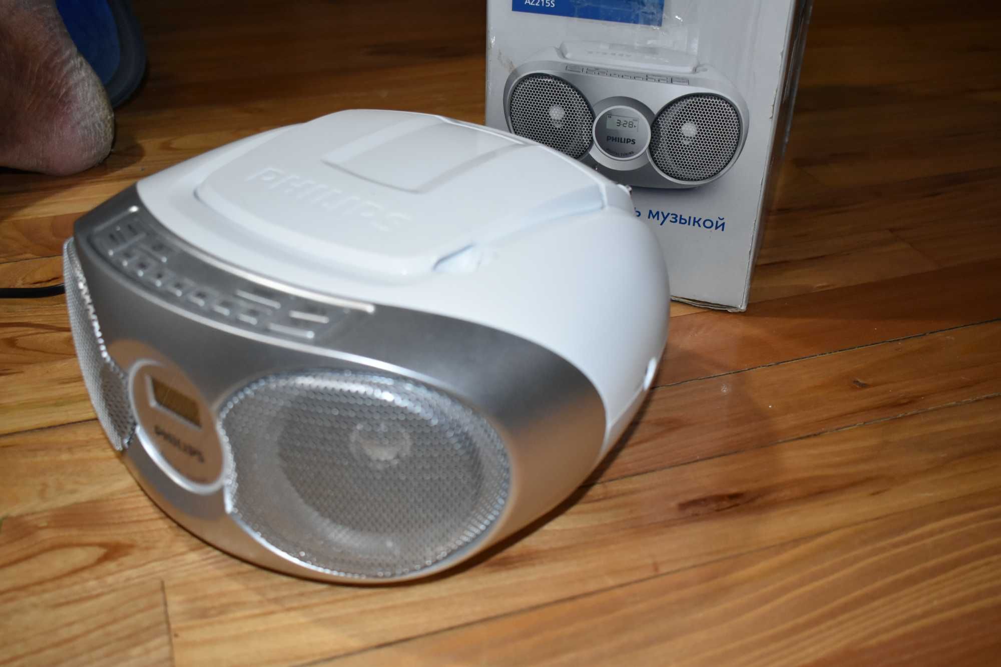 Radioodtwarzacz Philips  AZ215S Srebrny Gwarancja 12 m-cy