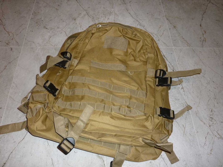 Militarny plecak nowy