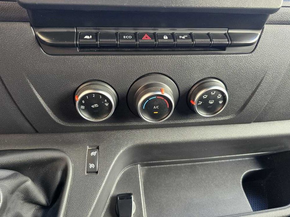 Renault Master 2.3 dci 135cv - Novo Modelo - Full Extras - IVA