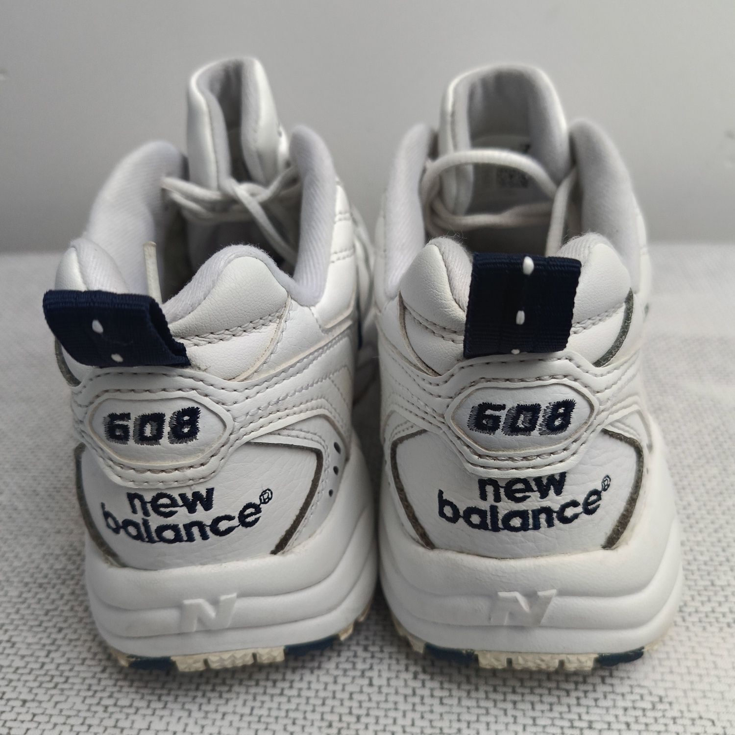 Buty New Balance 608 białe 38,5