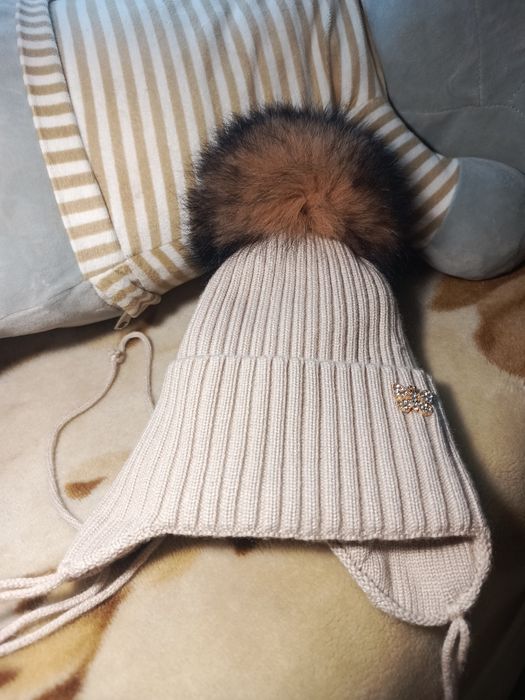 Шапка для дівчинки зимо
