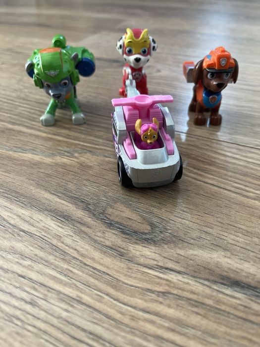 Figurki psi patrol Sky,Zuma,Marshal,Rocky
