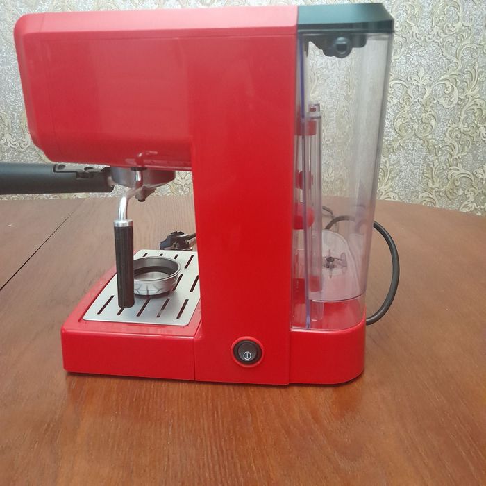 Продам кавоварку Krups OPIO