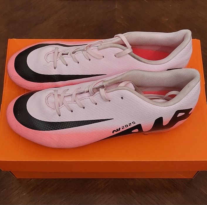 Бутси  Nike  43 розмір,