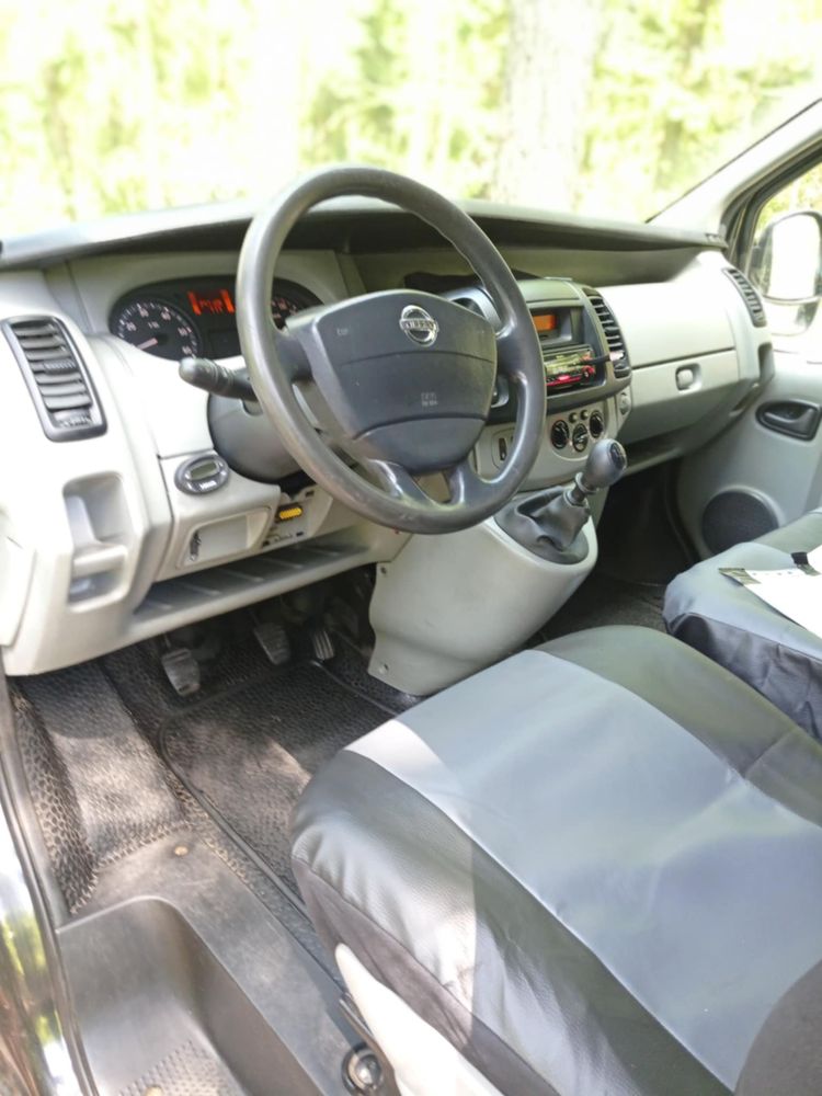 Sprzedam bardzo ladny Nissan Primastar maly przebieg