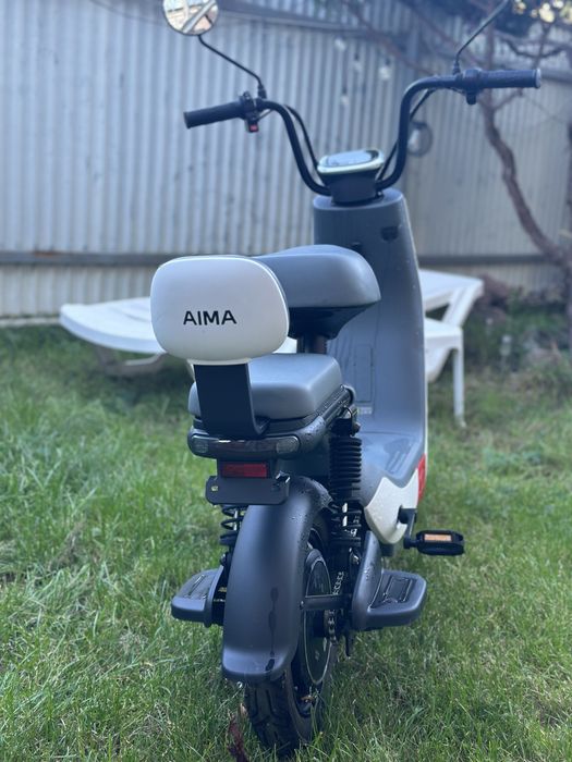 Електроскутер Aima d350