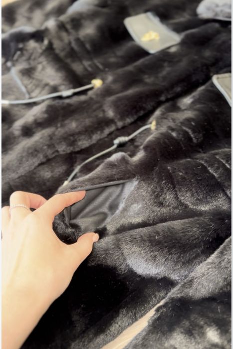 Женская эко шуба черная